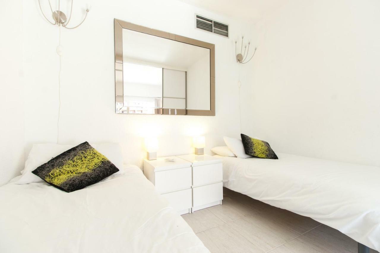 Hotel Apartamento Pyr Fuengirola Private Sunny Pool Side Exterior foto