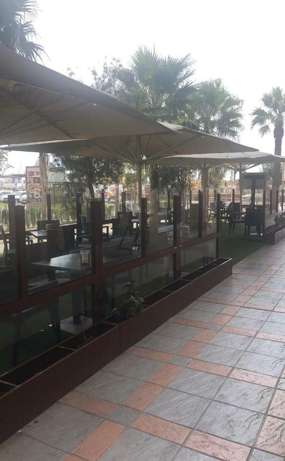 Hotel Apartamento Pyr Fuengirola Private Sunny Pool Side Exterior foto