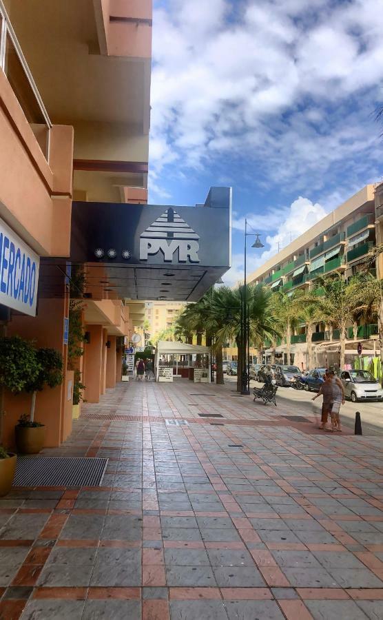 Hotel Apartamento Pyr Fuengirola Private Sunny Pool Side Exterior foto